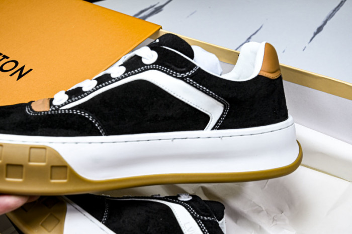 LOU VUIT OTHERS SNEAKERS LVOTS-006