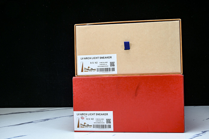 LVT SNEAKERS LVSRS-0184