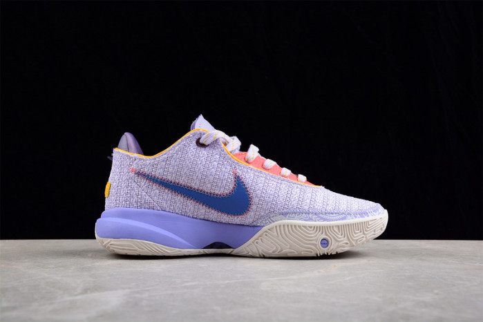 nike lebron dj5423-500