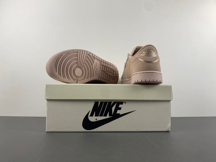 travis scott x air jordan 1 low og ao1935-204