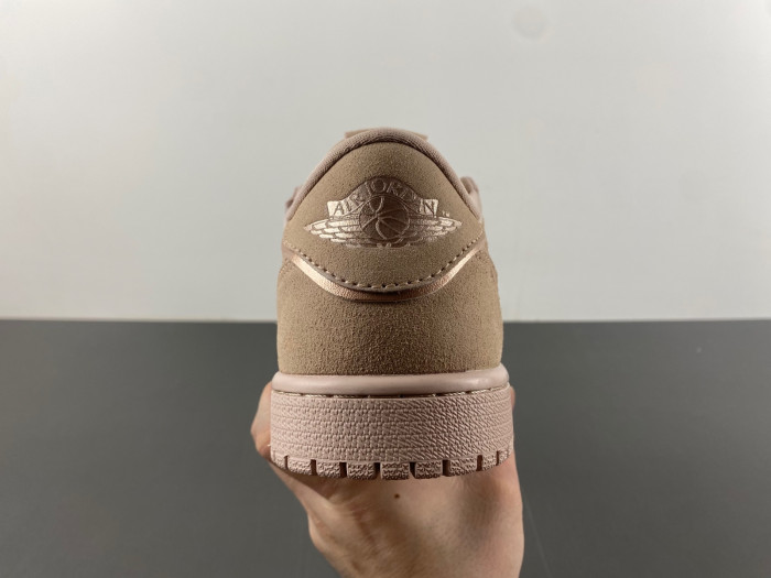 travis scott x air jordan 1 low og ao1935-204
