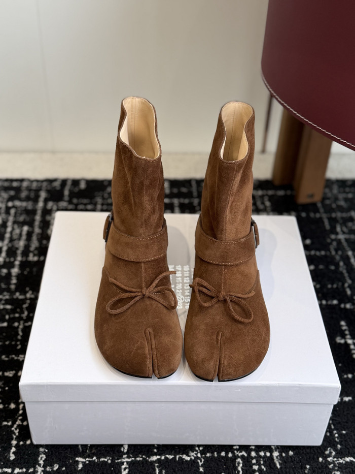 Ma*iso*n Mar*giela Boots MNMB-0002