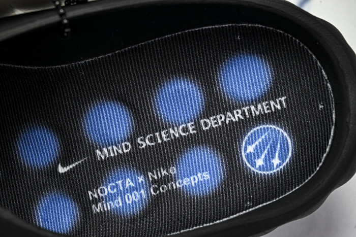 Nike Mind 001 HY5028-200