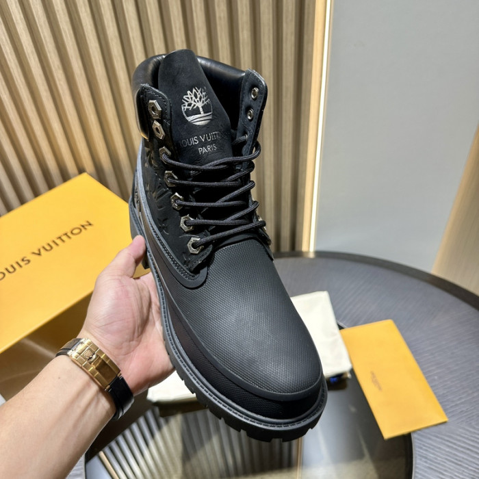L**V**T* BOOTS LVTBS-024