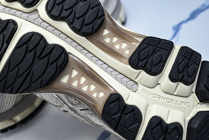 As1cs Gel-Kayano 12.1 Kith Paragon 1203B144-100