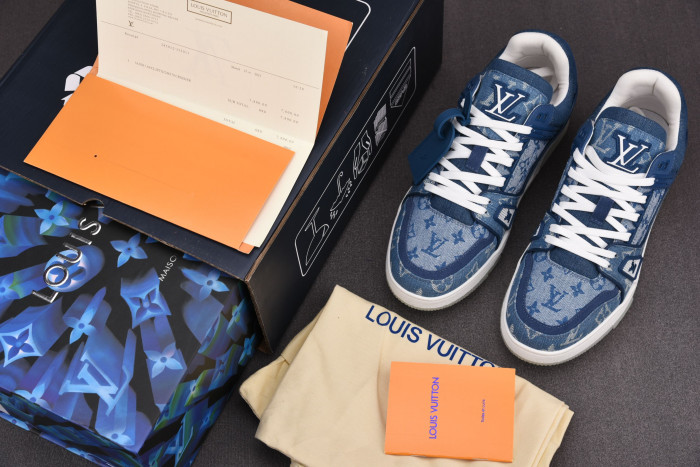 LOU VUIT SCI-FI SNEAKERS