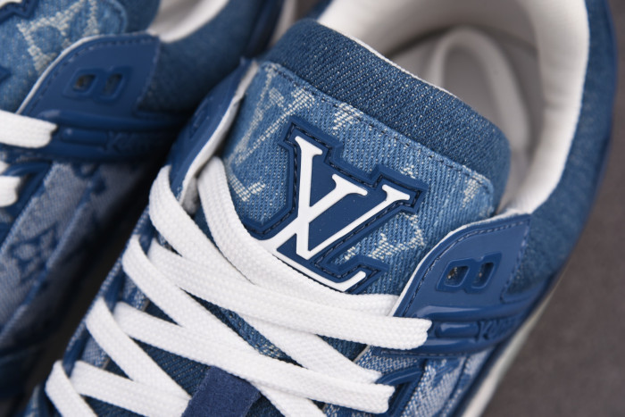 LOU VUIT SCI-FI SNEAKERS