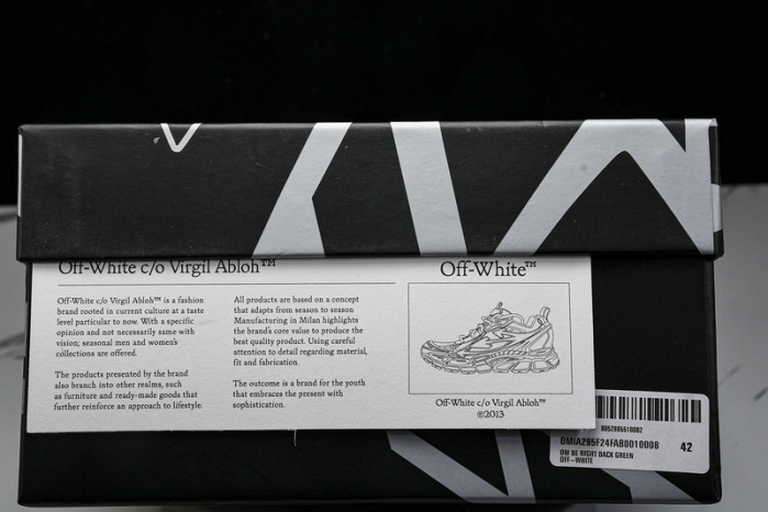 c/o sneakers co-005