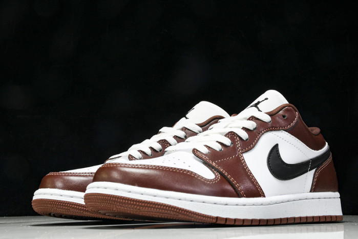 Jordan 1 Low SE “Dark Pony ” HF3148-102