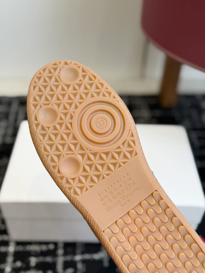 Ma*iso*n Mar*giela MNMA-0208