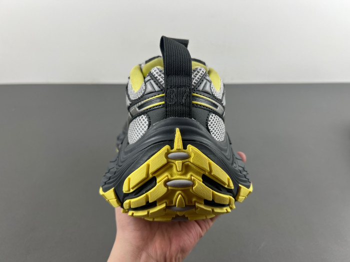 b*al*enciaga cargo bco-008