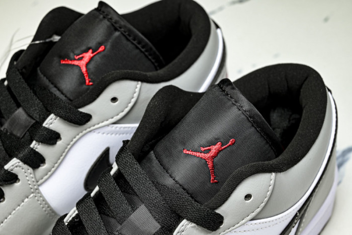 Air Jordan 1 Low Light Smoke Grey 553558-030