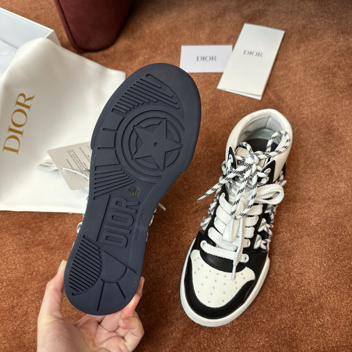 D*R SNEAKERS CEST STAR DSCS-002