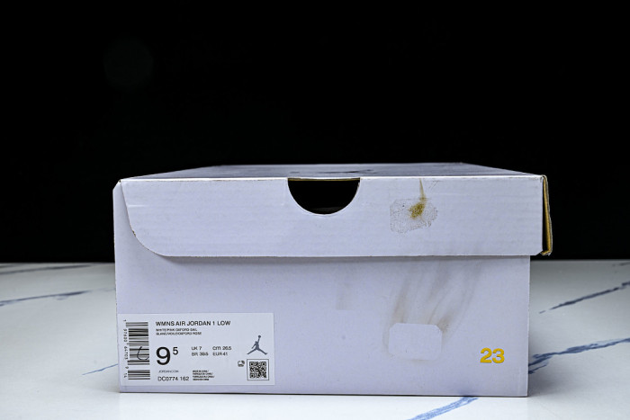 Air Jordan 1 Low DC0774-162