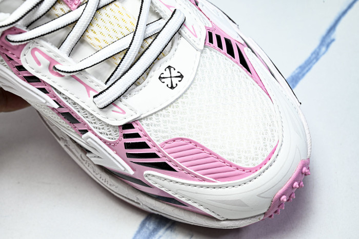 C/O​ SNEAKERS CO-065