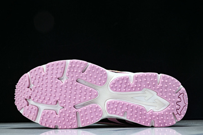 C/O​ SNEAKERS CO-065