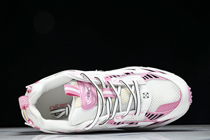 C/O​ SNEAKERS CO-065