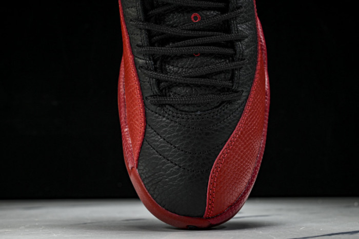 Jordan 12 Retro Flu Game CT8013-002