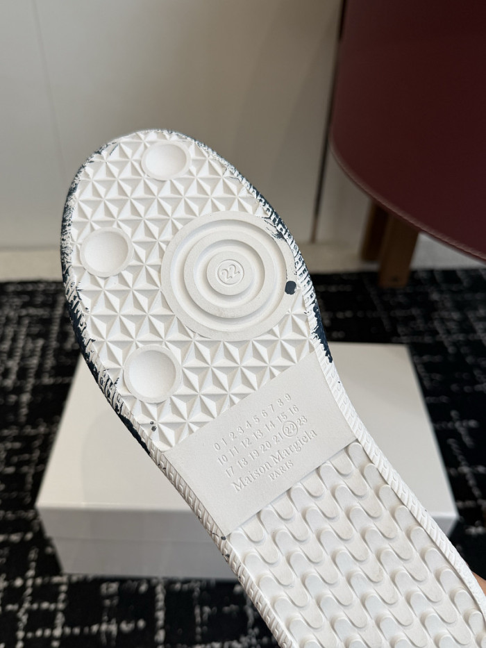 Ma*iso*n Mar*giela MAMA-0183