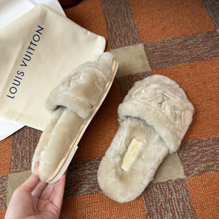 LO** VUI* SANDALS LV-170074