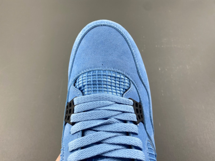 NIKE AIR JORDAN 4 RETRO CT8527-400