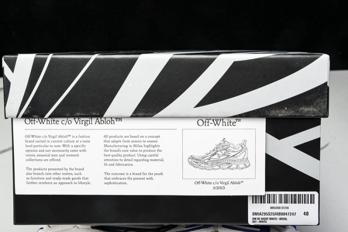 C/O​ SNEAKERS CO-022