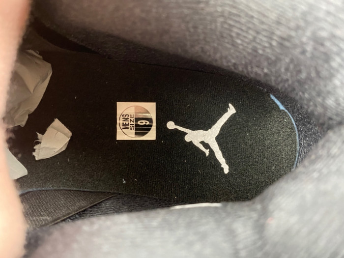 Jordan 4 “Pink Thunder” HV0823-001