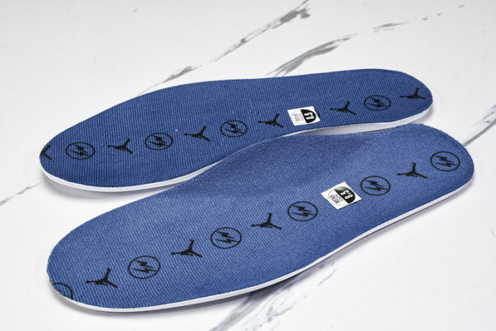 Fragment Design x Air Jordan 3 DA3595-001