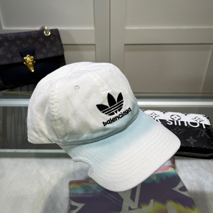 HAT-004