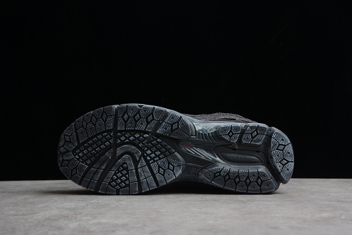 new balance "protection pack" m2002rdb