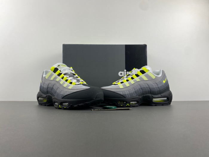 The Nike Air Max CT1689-001