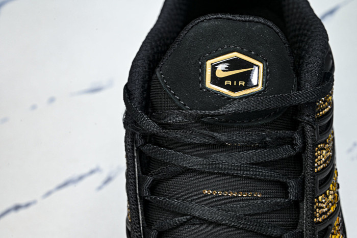Swarovski x Nike Air Max Plus FZ9042-001