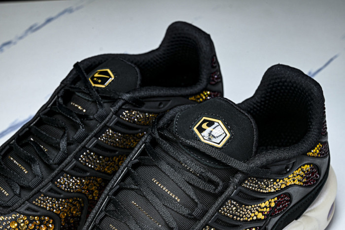 Swarovski x Nike Air Max Plus FZ9042-001