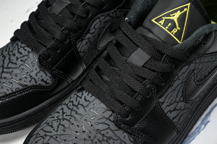 Air Jordan 1 Low "Elephant" IM6568-010