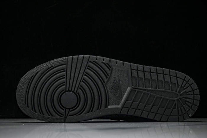 Air Jordan 1 Low "Elephant" IM6568-010