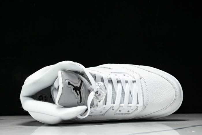 Air Jordan 5 OG "White Metallic" HQ7978-103