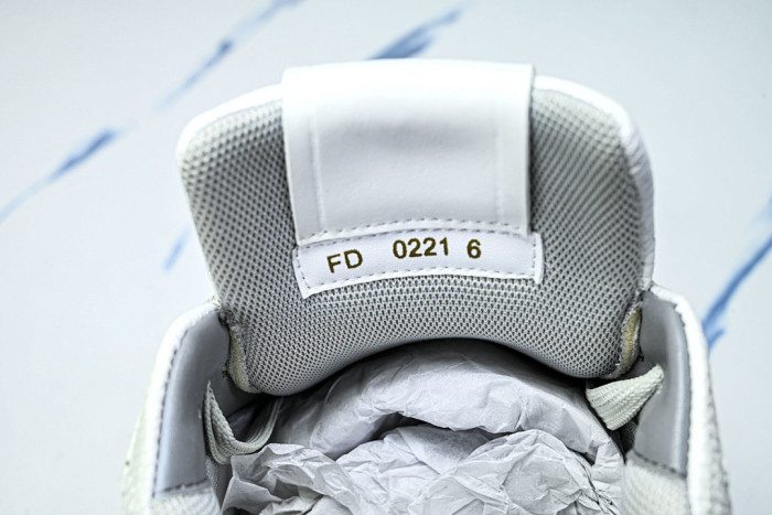 LVT SNEAKERS LVSRS-0154