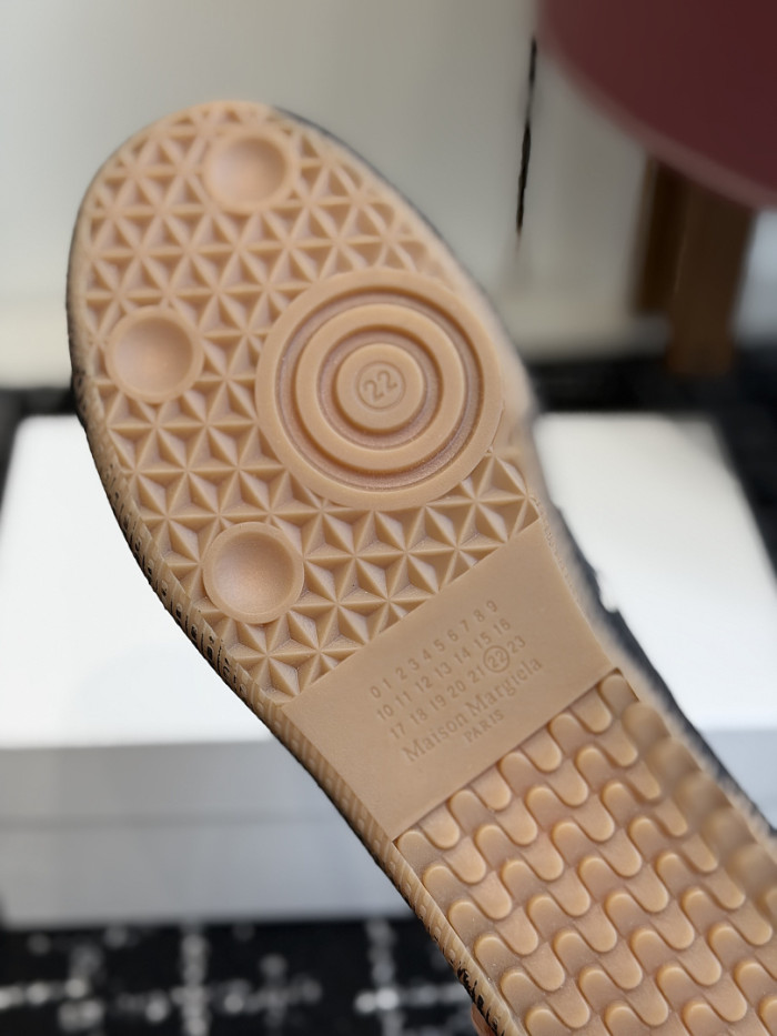 Ma*iso*n Mar*giela MAMA-0180