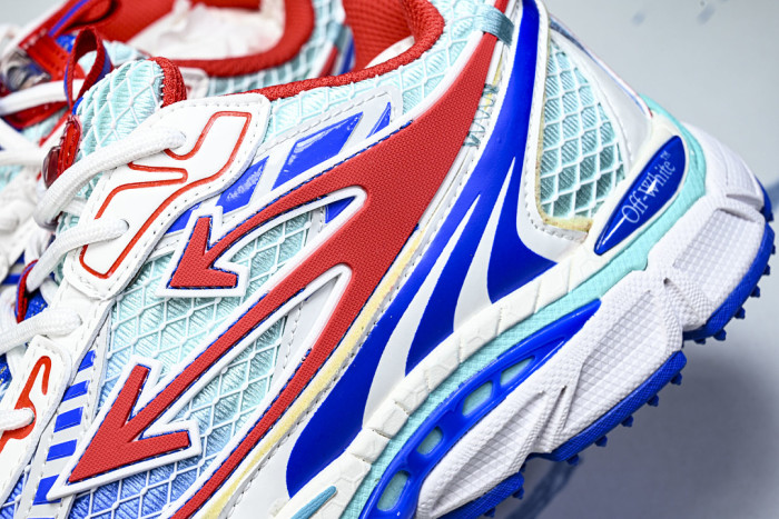 C/O​ SNEAKERS CO-068