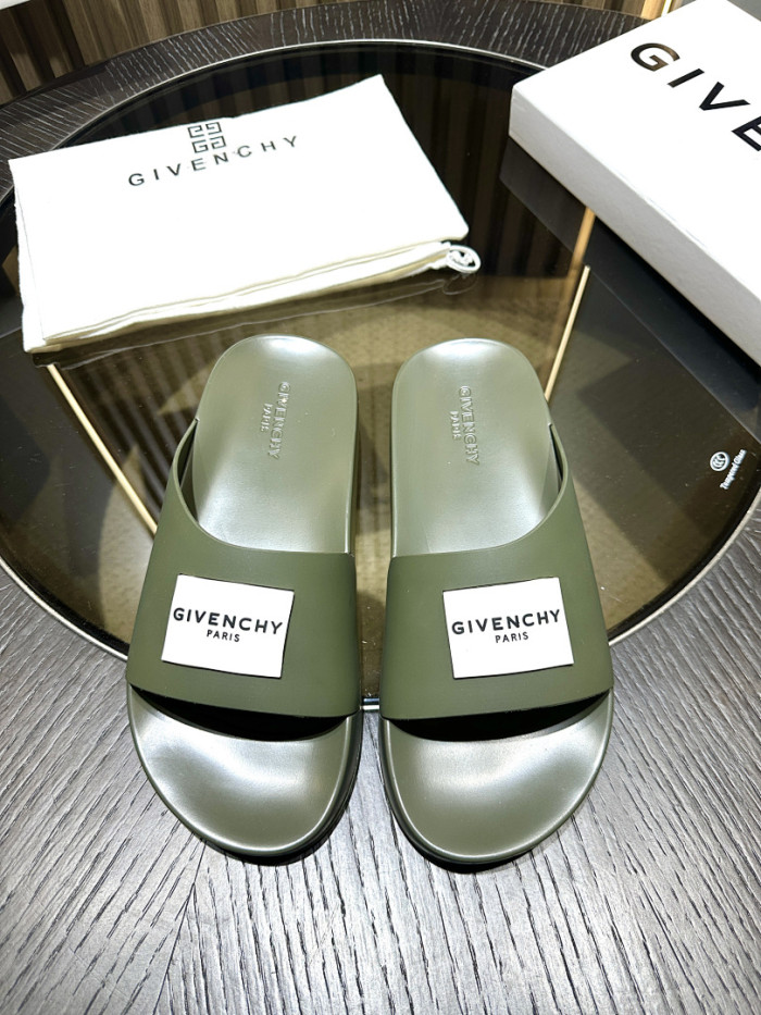 G*IVENCH*Y SLIDE GSE-002