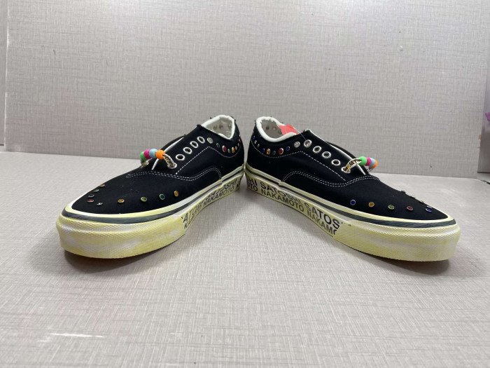 V*ANS SNEAKER VSR-009