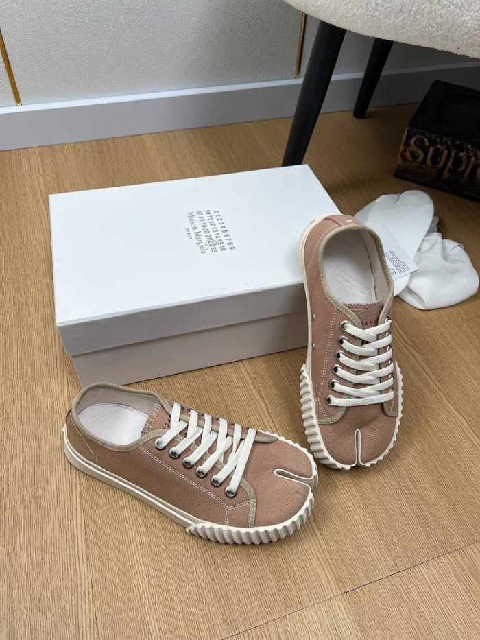 Ma*iso*n Mar*giela MAMA-0154