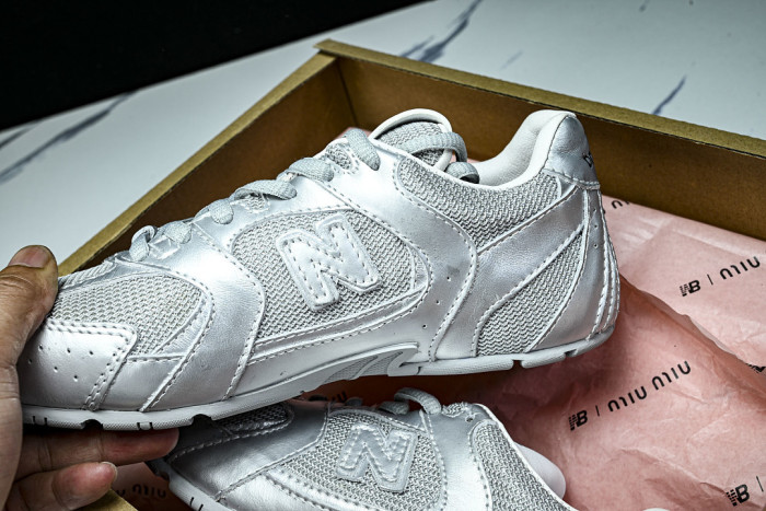 New Balance x MiuMiu 530 MM-008