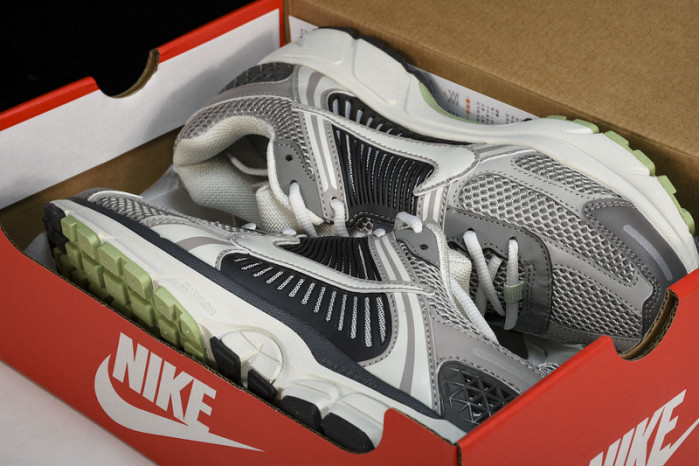 nike air zoom vomero 5 fb8825-001