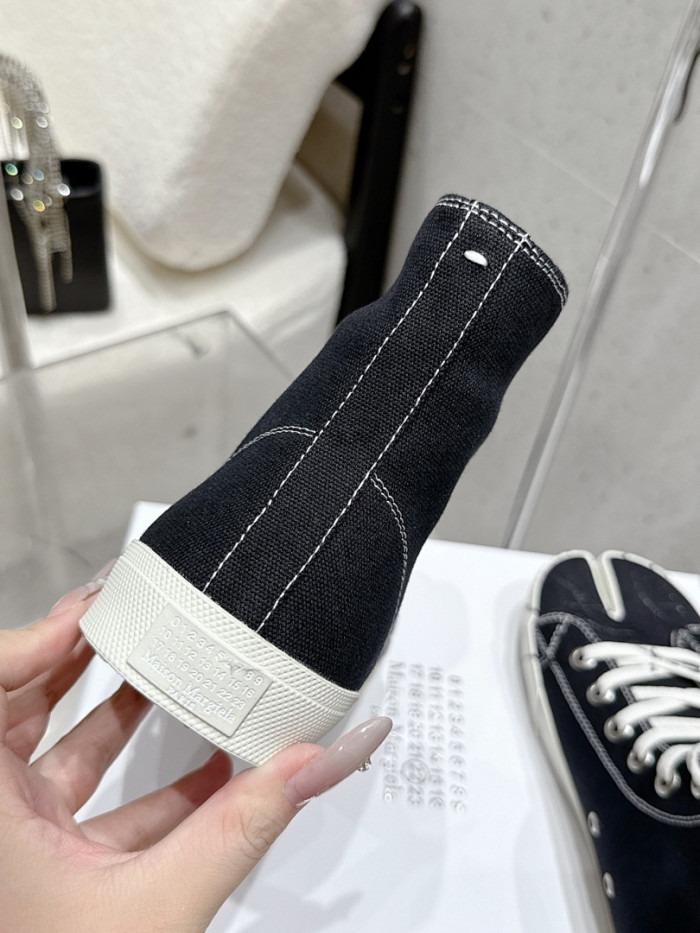 Ma*iso*n Mar*giela MAMA-0161