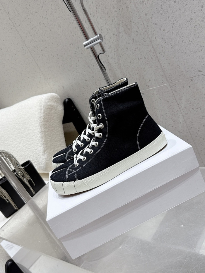 Ma*iso*n Mar*giela MAMA-0161