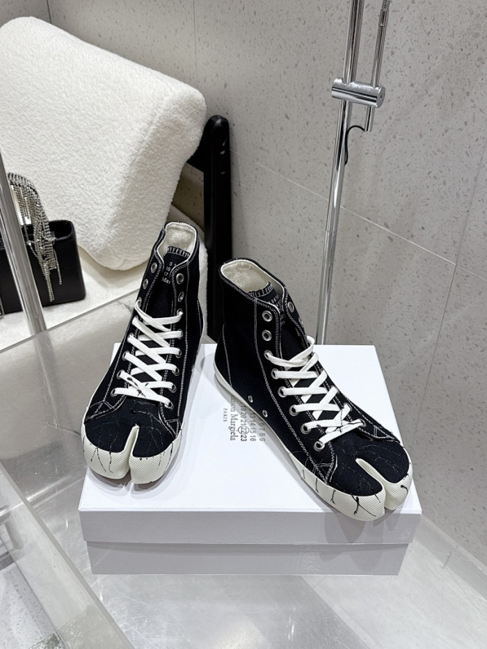 Ma*iso*n Mar*giela MAMA-0161