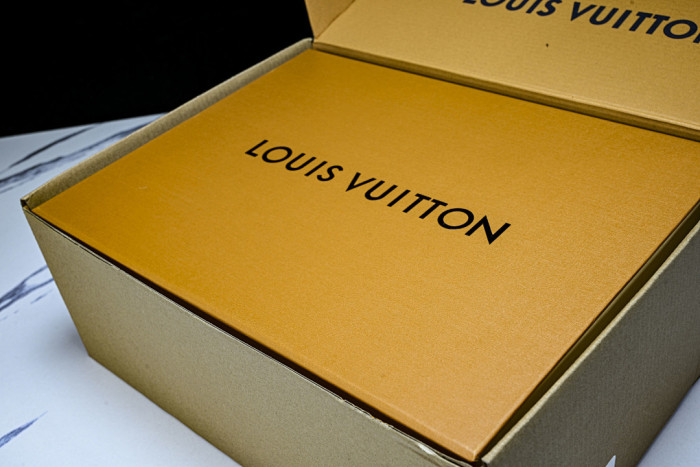 LOU VUIT RUN AWAY LVRA-017