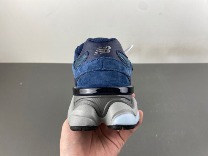 New Balance U906023D