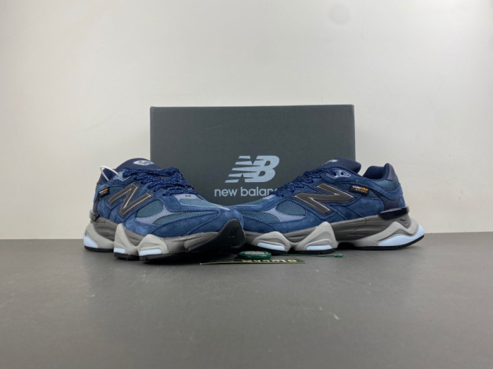 New Balance U906023D